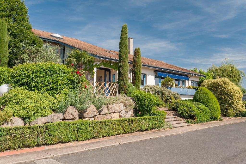 Hotel Newport ヴィルフランシュ・シュル・ソーヌ エクステリア 写真